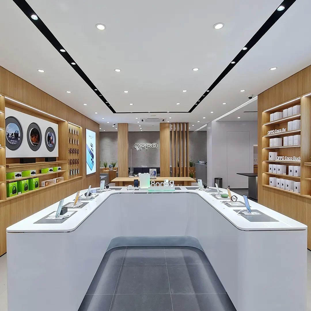 Kekurangan dan kelenbihan HP OPPO